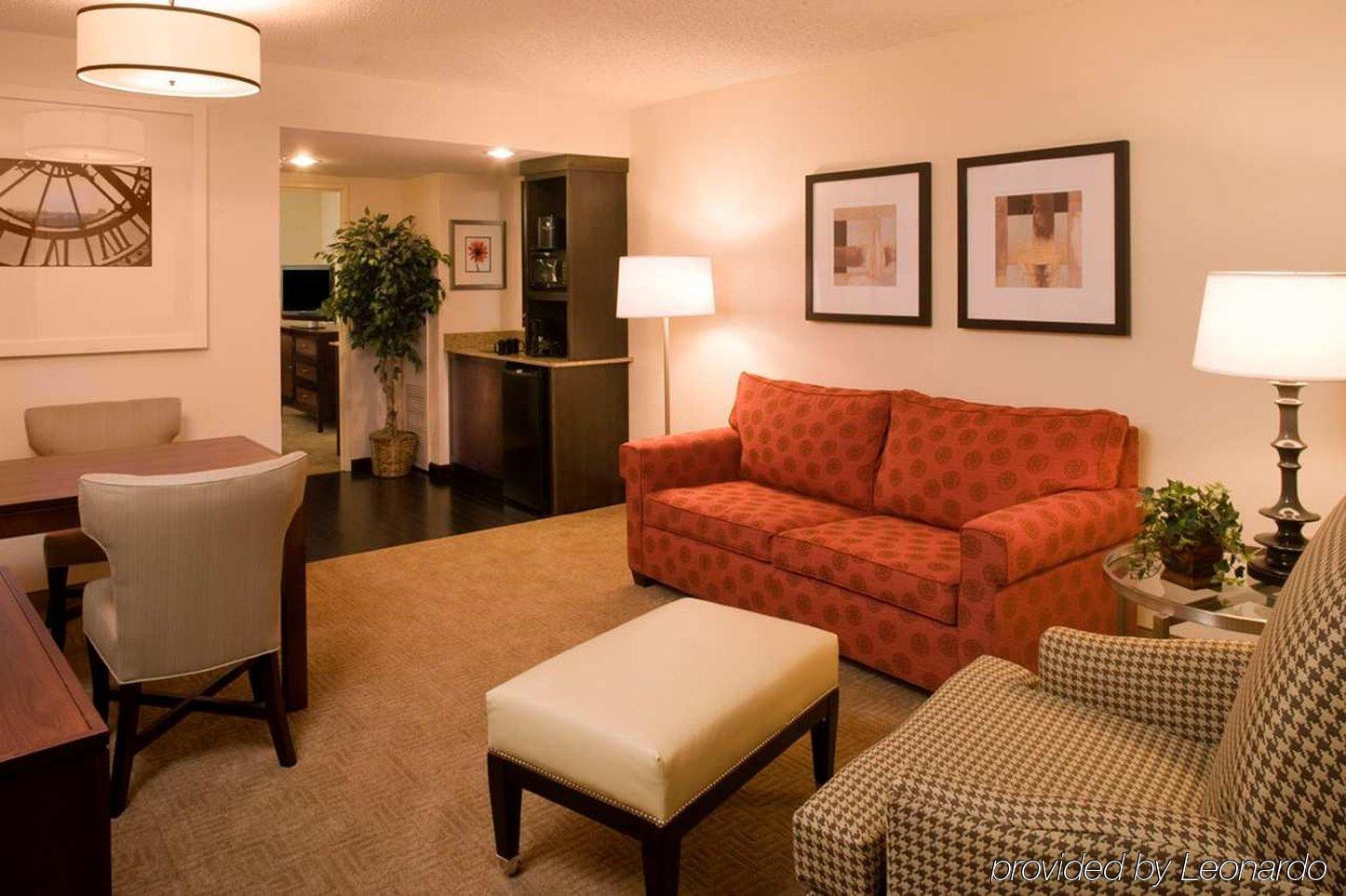 Embassy By Hilton East Germantown Area 3*